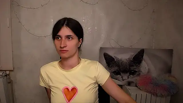 Snapshot of MaryEm976 chatting on May 2026 08:12:01 AM MaryEm976 online show from May 2026 08:12:01 AM