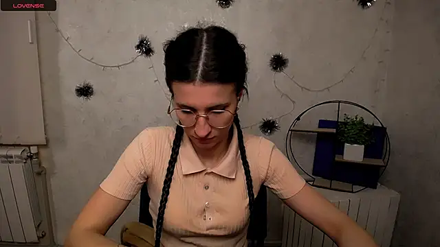 MaryEm976 online show from March 2026 11:56:02 AM