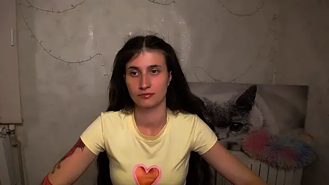 Snapshot of MaryEm976 chatting on May 2026 10:00:01 AM MaryEm976 online show from May 2026 10:00:01 AM