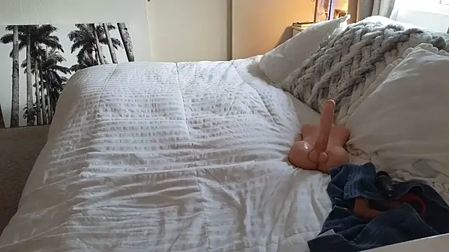 JESS LOVES online show from March 2026 04:11:01 PM