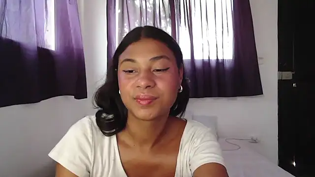 dark enchantress  online show from March 2026 06:57:01 PM