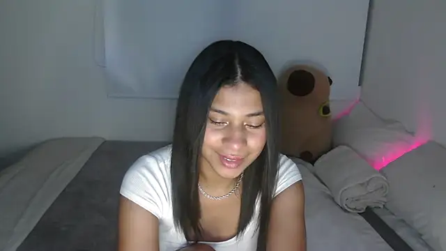 dark enchantress  online show from February 2025 01:09:02 AM