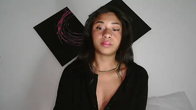 dark enchantress  online show from October 2025 02:30:02 AM