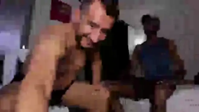 Cloudy pigDude online show from April 2026 03:40:02 AM