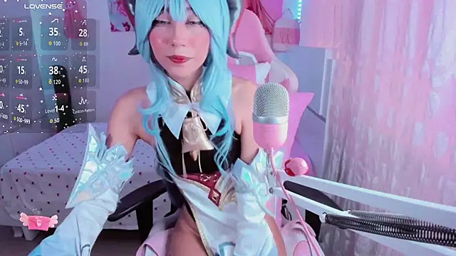 Snapshot of mia_kawaii05 chatting on May 2026 07:22:01 PM mia kawaii05 online show from May 2026 07:22:01 PM