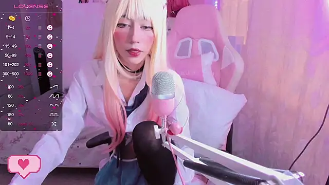 mia kawaii05 online show from February 2025 06:30:01 PM