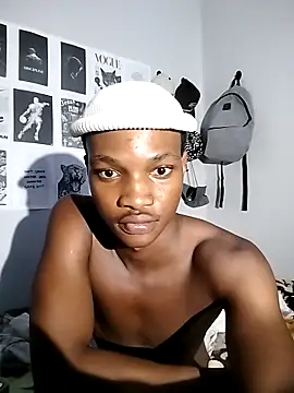 Snapshot of Lue3333 chatting on April 2026 03:08:01 AM Lue3333 online show from April 2026 03:08:01 AM