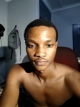 Snapshot of Lue3333 chatting on April 2026 10:27:02 PM Lue3333 online show from April 2026 10:27:02 PM