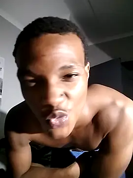 Snapshot of Lue3333 chatting on March 2026 06:19:01 PM Lue3333 online show from March 2026 06:19:01 PM