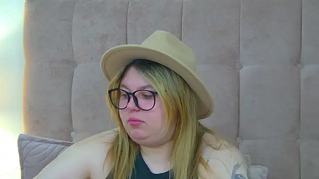 LillianKim online show from March 2026 07:14:02 PM