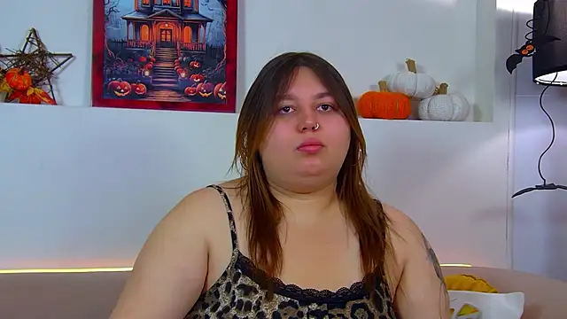 Snapshot of LillianKim chatting on October 2025 06:51:01 PM LillianKim online show from October 2025 06:51:01 PM