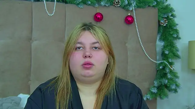 LillianKim online show from December 2025 06:37:01 AM