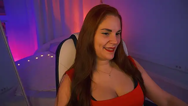 Snapshot of Ellis_Foxy chatting on March 2025 03:29:02 AM Ellis Foxy online show from March 2025 03:29:02 AM