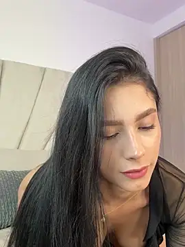 Lauraxx69 online show from May 2026 11:03:02 AM