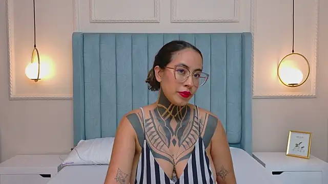 NicoleBlum online show from May 2026 04:43:02 PM