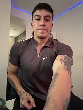 Snapshot of strongboy_ chatting on March 2026 07:19:02 PM strongboy online show from March 2026 07:19:02 PM