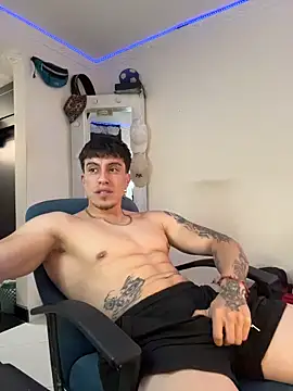 strongboy  online show from May 2026 05:54:02 PM