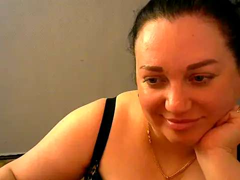 AmanaGi online show from March 2025 04:54:02 PM