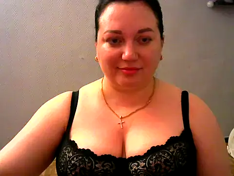 AmanaGi online show from February 2025 04:39:02 PM