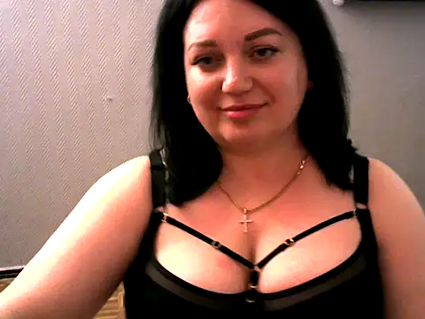 AmanaGi online show from February 2025 12:38:01 PM