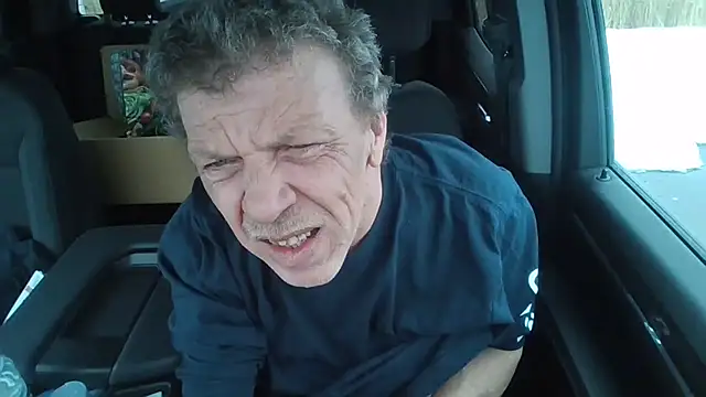 mrbigandthick1860 online show from February 2026 05:46:02 PM