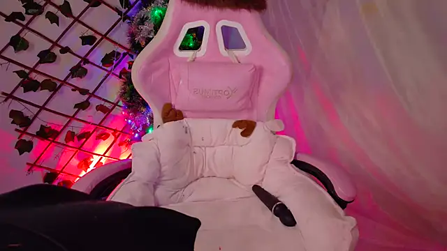 -Camila  online show from December 2025 03:47:01 PM