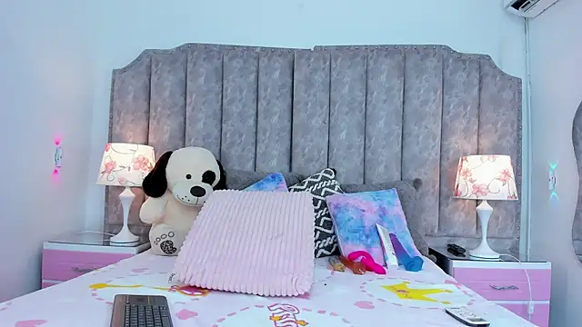 KendalStallyon online show from January 2026 09:30:01 PM