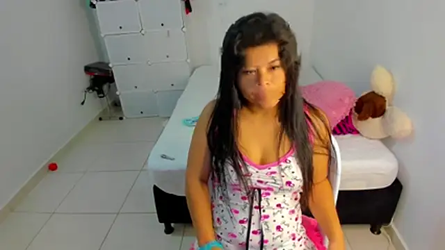 sweetnia online show from June 2026 03:39:02 PM
