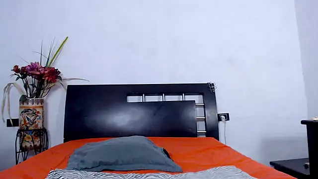 AikoTailor online show from November 2025 12:26:01 PM