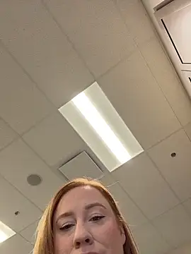 cinnatitties online show from October 2025 03:11:01 PM