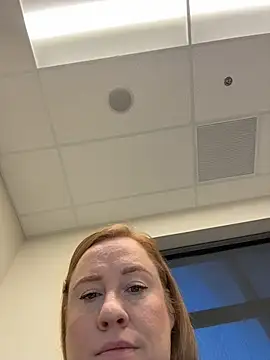 cinnatitties online show from January 2026 04:24:02 PM