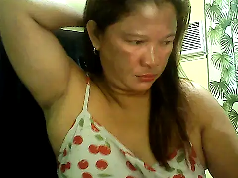 Snapshot of hott_scarlett chatting on September 2025 09:31:02 PM hott scarlett online show from September 2025 09:31:02 PM