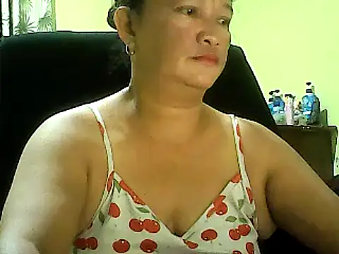 Snapshot of hott_scarlett chatting on March 2025 12:39:02 PM hott scarlett online show from March 2025 12:39:02 PM