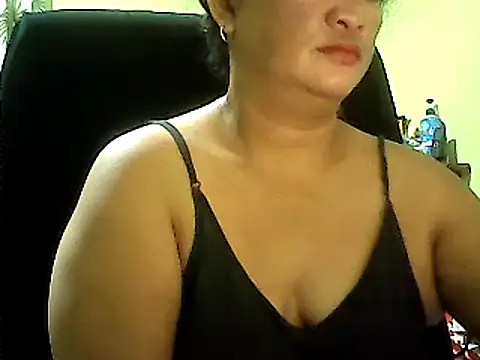 Snapshot of hott_scarlett chatting on March 2025 09:16:02 PM hott scarlett online show from March 2025 09:16:02 PM