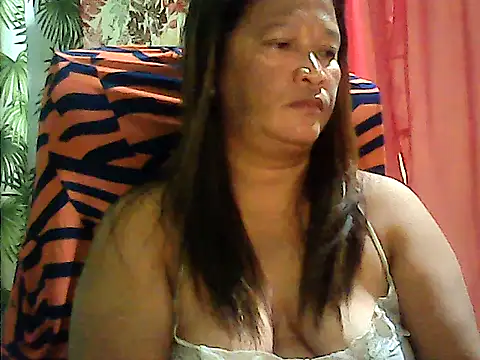 hott scarlett online show from May 2026 12:37:01 PM