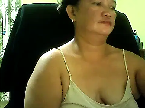 Snapshot of hott_scarlett chatting on March 2025 11:27:02 AM hott scarlett online show from March 2025 11:27:02 AM