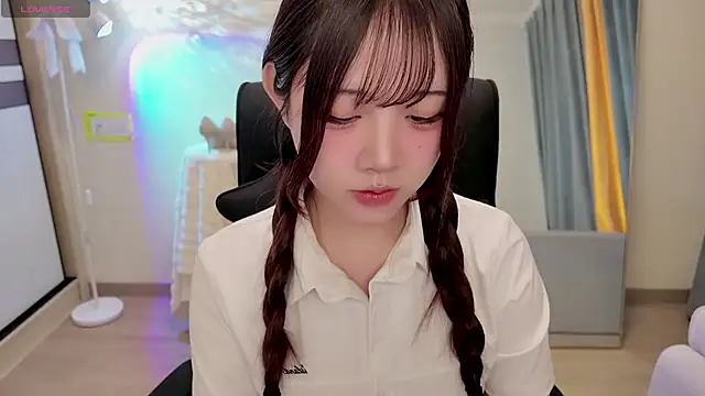 Snapshot of Sakura_Anne chatting on April 2026 06:30:01 AM Sakura Anne online show from April 2026 06:30:01 AM