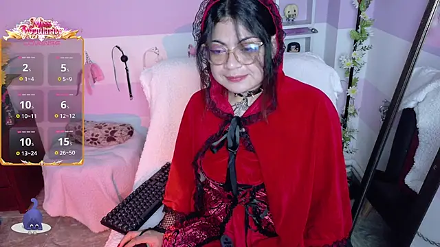 Catwhite  online show from February 2026 05:46:01 PM