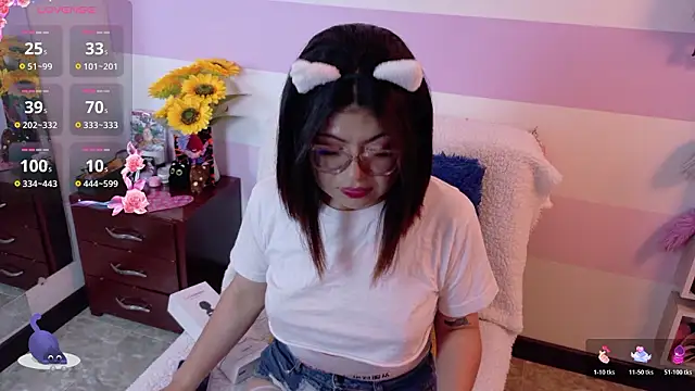 Catwhite  online show from March 2026 02:45:01 PM