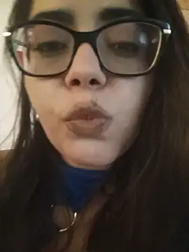 AriaRussell online show from May 2026 10:47:01 AM