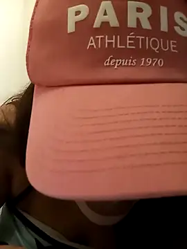 AriaRussell online show from November 2025 02:54:01 PM