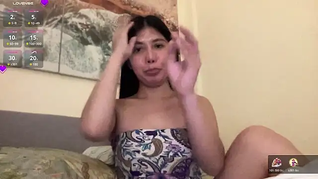 Anna Leah online show from October 2025 02:31:02 PM