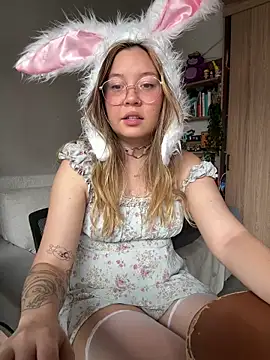 Snapshot of Darling_XXX chatting on June 2026 08:07:02 PM Darling XXX online show from June 2026 08:07:02 PM