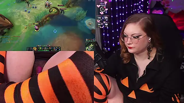 evamila online show from November 2025 12:14:01 AM