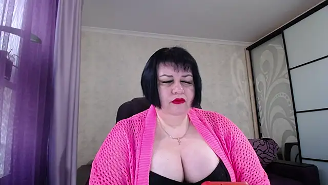 JuicyLady Di online show from April 2026 05:14:02 AM