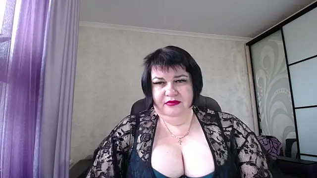 JuicyLady Di online show from October 2025 05:09:02 AM