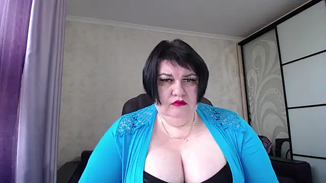 JuicyLady Di online show from November 2025 06:27:02 AM