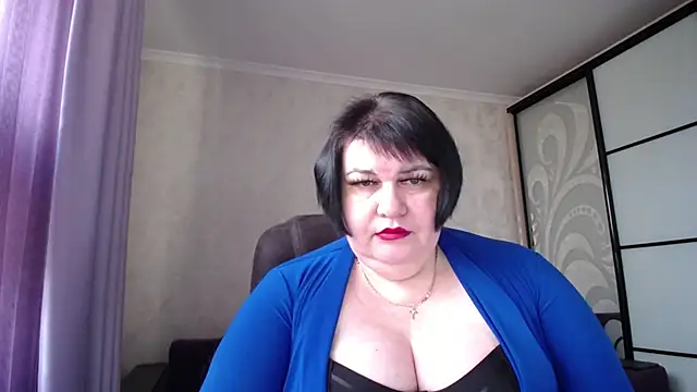 JuicyLady Di online show from November 2025 05:36:01 AM