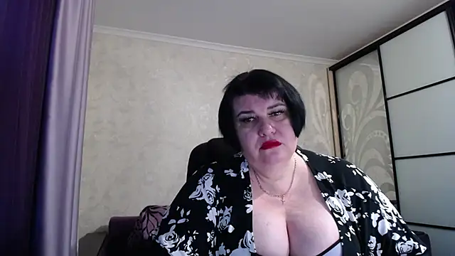 JuicyLady Di online show from October 2025 04:33:02 AM