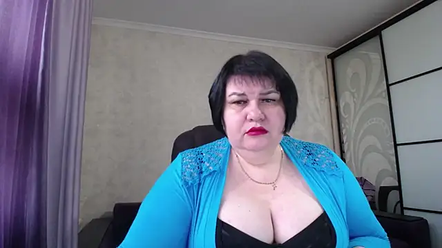 JuicyLady Di online show from December 2025 08:41:02 AM